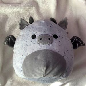 Gio Squishmallow 8”